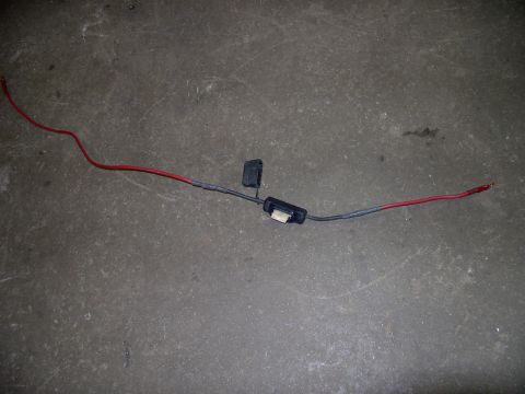 1986 Ford Bronco - Here's the MaxiFuse holder with the copper eyelets soldered onto the 6 gauge wires and heat shrink over them.