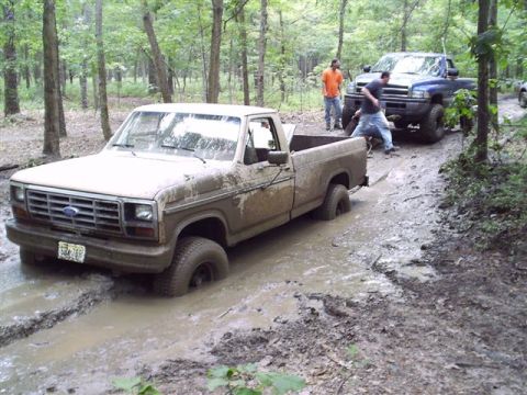 1986 Ford F-250 “tug nut”