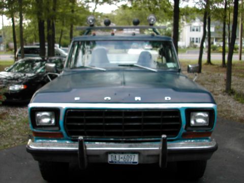1979 Ford Bronco - got FORD letters finally (thank you mary, aka, Chevystomper) and put them on