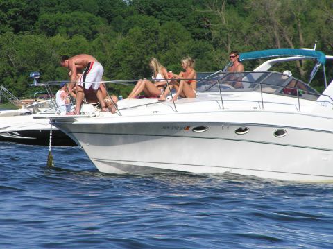 1997 Crownline 266 CCR