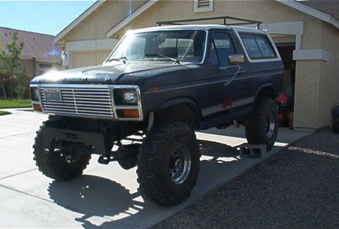 1986 Ford Bronco - This modified Ford Bronco sits high on its suspension, ready for off-road adventures.