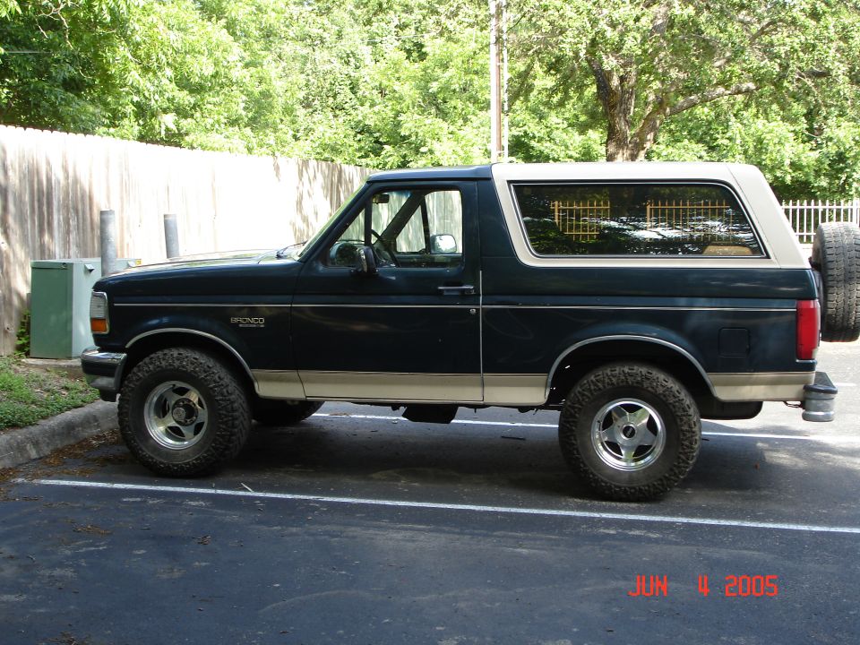 1992 Ford Bronco “Eddie”