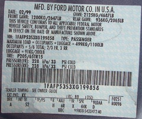 1999 Ford Taurus photo