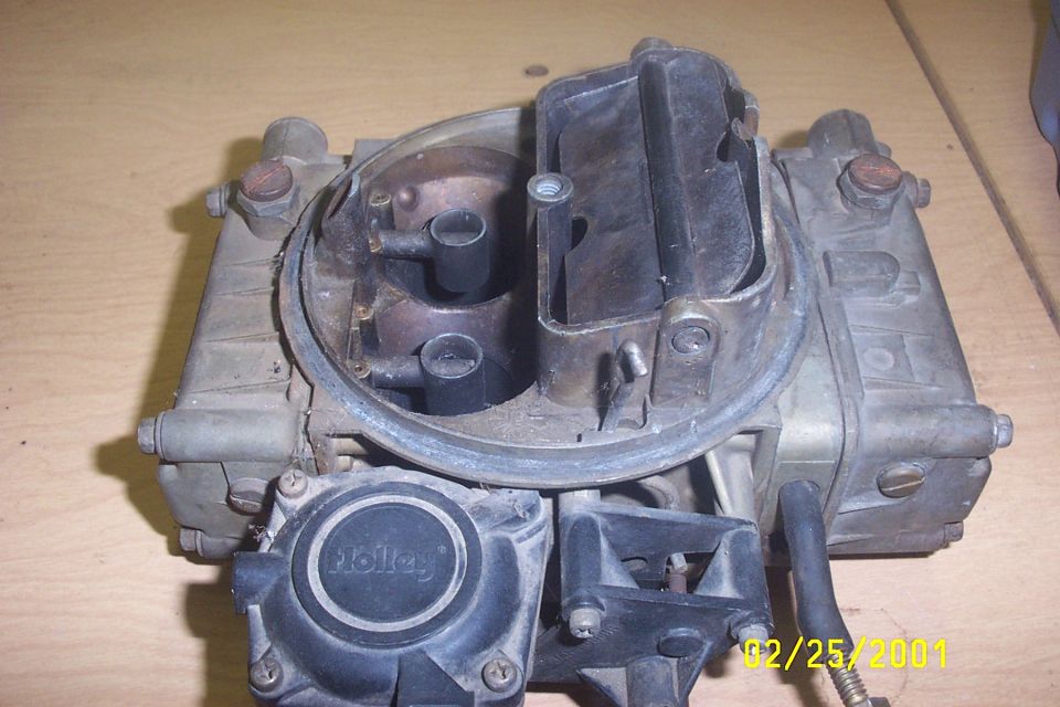 Holley carburetor with date stamp 02/25/2001