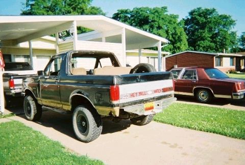 1989 Ford Bronco - topless rear