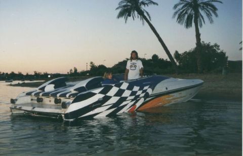 2000 Ford Excursion photo