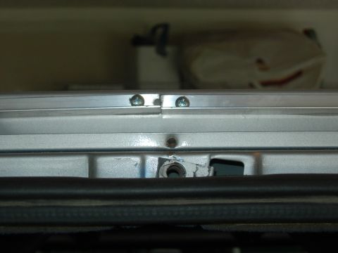 1995 Ford Bronco - cab aluminum - view of the center top of the cab, had to trim to get the pieces to fit, so seam is just left of center according to the sto…