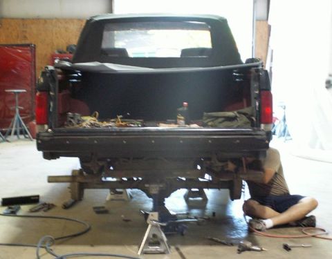 1988 Ford Bronco - CSN.Rebel lending an ever so helpful hand. Jeff is a great friend. Goes above and beyond constantly offering up assistance and his expertic…