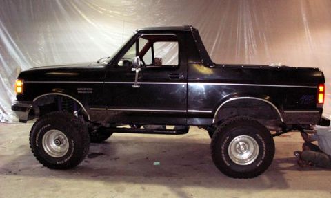 1988 Ford Bronco - All back together.