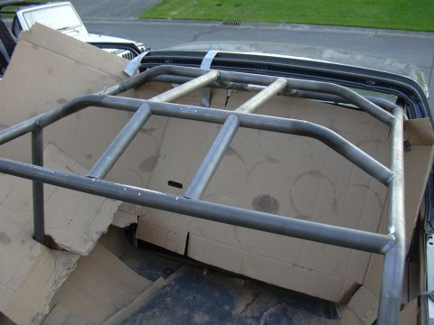 1991 Ford Bronco - New anti-head banging cage.