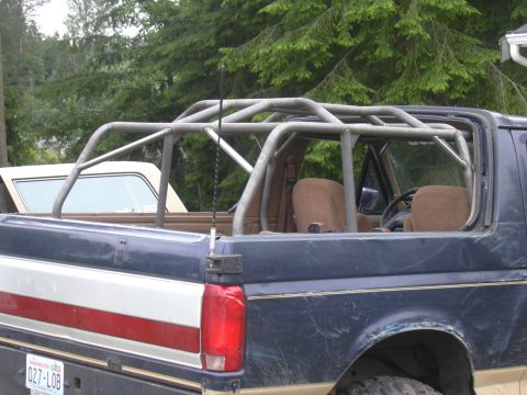 1991 Ford Bronco - Cage completed
