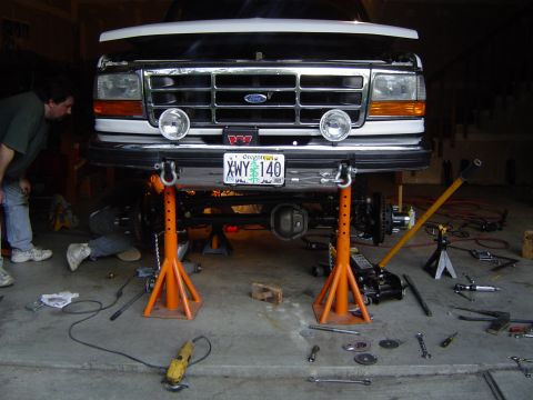 1989 Ford Bronco - Cool in work shots