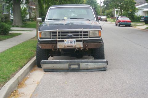 1988 Ford Bronco - after $25 brush bar and found 20ft peace of c-channel priceless