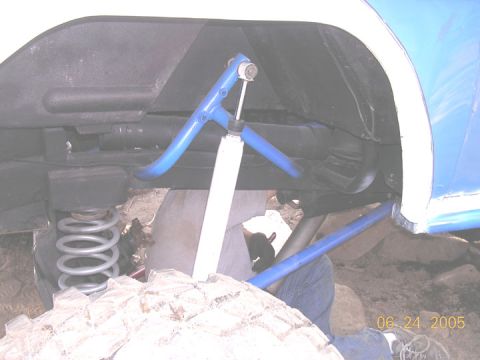1994 Ford Bronco - mark blew is upper link mount on the rear 4 link not long into the trip and had to turn around and go out with Jimmy's help