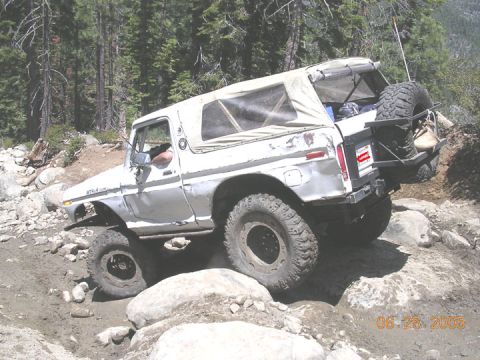 1994 Ford Bronco - Don coming down the same section