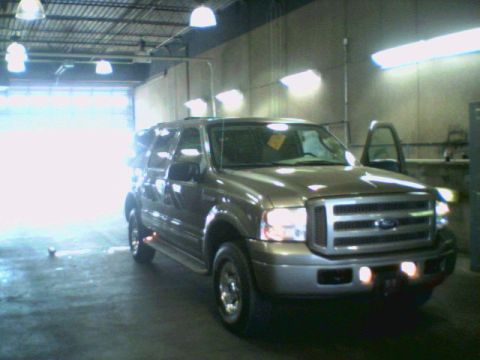 2000 Ford Excursion “Xochi”