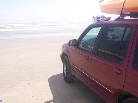1999 Ford Explorer photo