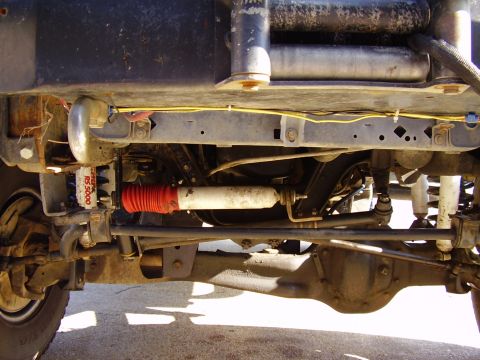 1990 Ford Bronco - closeup of superrunner steering