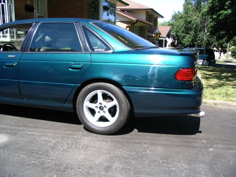 1993 Ford Taurus - Thomas' new car (Pierre's old one)