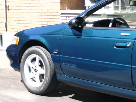 1993 Ford Taurus - Thomas' new car (Pierre's old one)