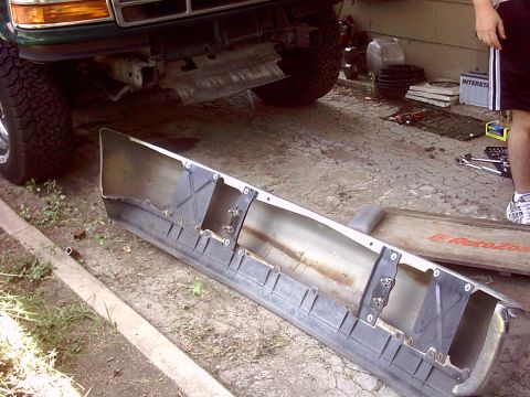 1996 Ford Bronco - need to do a little grincing/ trimming of the edges so nothing catches