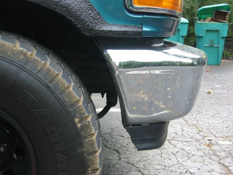 1996 Ford Bronco - i don't think you can even tell it is moved from the stock position