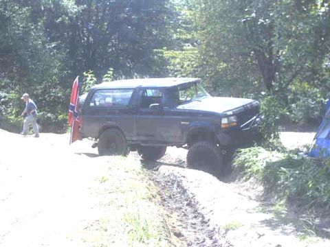 1995 Ford Bronco - Poser Parking