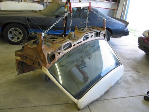 1981 Ford Bronco - I still need the cherry picker to move the cowl and windshield, though.