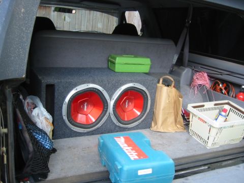 1995 Ford Bronco - yea time to clean it out. those are the 2 12's they were pushed by an MTX 421D mono amp. they were stolen