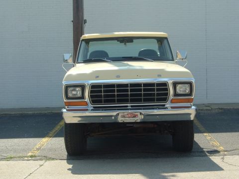 1993 Ford Taurus - This 1979 Ford F-150 features a chrome grille and bumper, with a license plate visible.