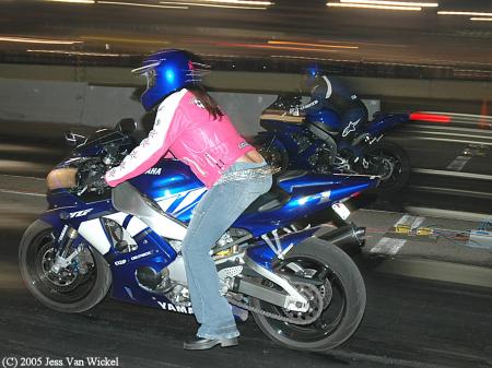 2001 Yamaha R1 photo
