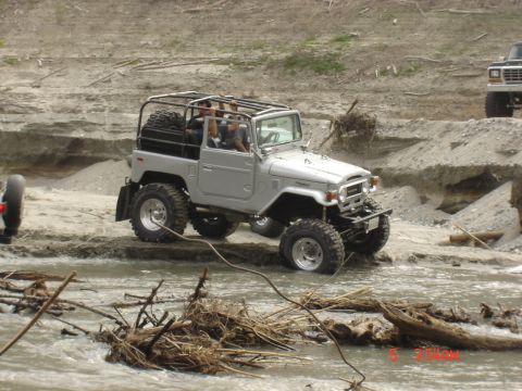 1977 Toyota Land Cruiser “Elizabeth”
