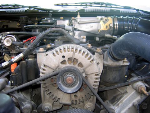 2000 Ford Crown Victoria - Zytel coolant crossover.