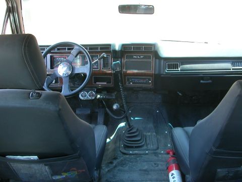 1984 Ford Bronco - interior