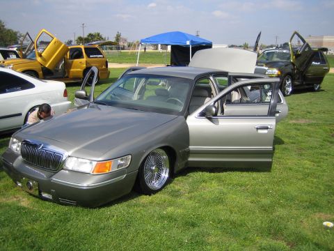 1999 Mercury Grand Marquis photo