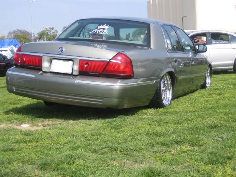 1999 Mercury Grand Marquis photo