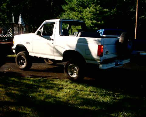 1996 Ford Bronco photo