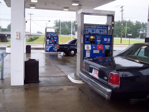 2001 Ford Crown Victoria - Every good trip starts off with a trip to the gas station...for gas hogs at least.