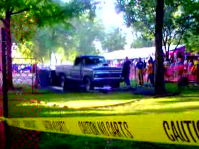 1977 Ford F-150 - Here is the first round run at Madelia Days Burnout contest.