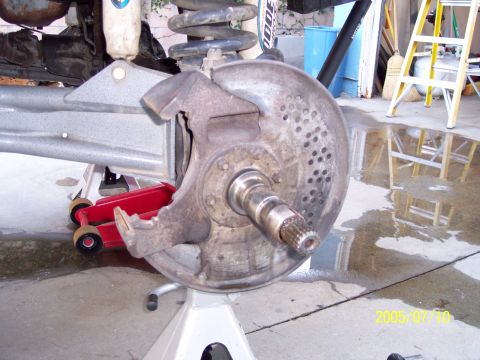 1985 Ford Bronco - disassembly of rt side.