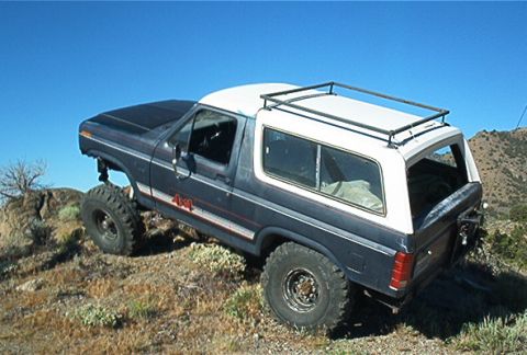 1986 Ford Bronco - This Ford Bronco appears to be from the early 1980s, not 1986, based on its body style.