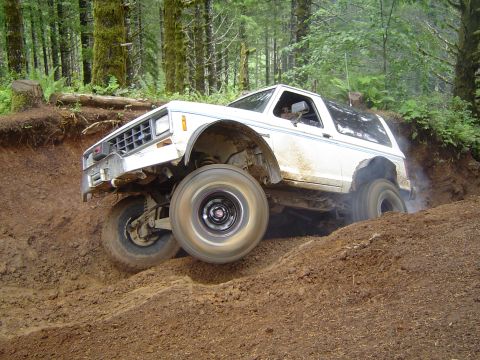 1989 Ford Bronco - Back to Canopener....This B2 Almost made it...Stock Gearing and 35s