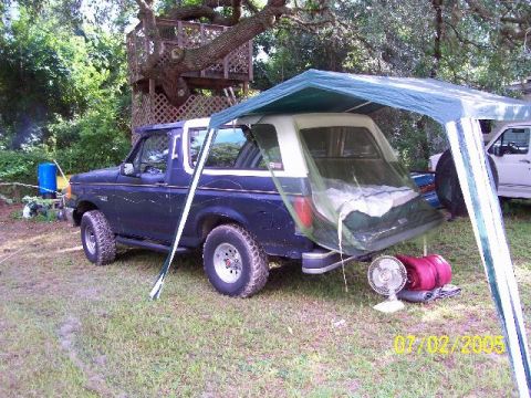 1987 Ford Bronco - 3/4 Rear Drivers Side
