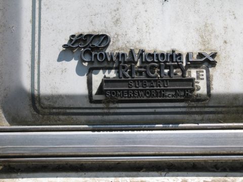1991 Ford LTD Crown Victoria - Emblem reads LTD Crown Victoria LX RI-CITY SUBARU SOMERSWORTH NH.