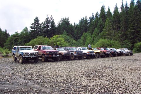 1996 Ford Bronco - Group Line Up 6 Big Broncos 2 Bronco IIs 2 Jeeps 2 Quads 1 Yukon 1 Cherokee 1 Wagoneer Yes I know, Cherokees & Wangoneers are Jeeps too. (a…