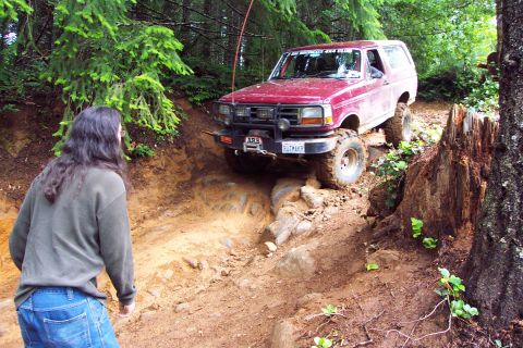 1996 Ford Bronco - Mini-Rubicon, Carey Tim guiding Carey down Mini-Rubicon (7/9/2005)