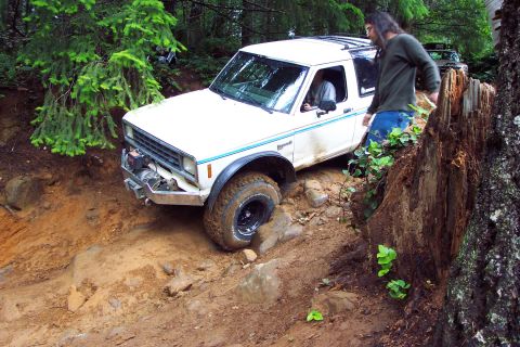 1996 Ford Bronco - Mini-Rubicon, Erik Tim guiding Erik down Mini-Rubicon (7/9/2005)