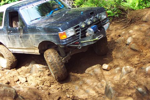 1996 Ford Bronco - Mini-Rubicon, Mike Mike trying to go up Mini-Rubicon (7/9/2005)