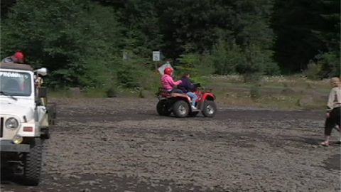 1996 Ford Bronco - Anne & Kaitlyn Riding Quad (7/9/2005)