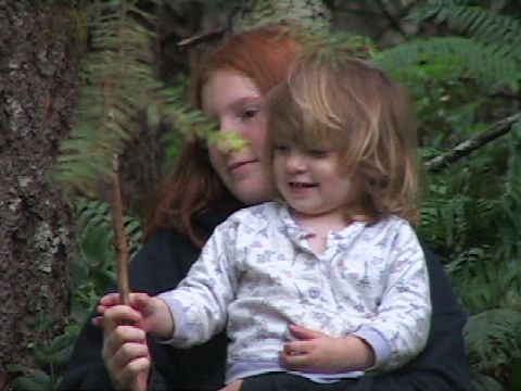 1996 Ford Bronco - Keeping entertained while the group plays on Mini-Rubicon. The little one is Monica and the redhead is Michayla. (7/9/2005)